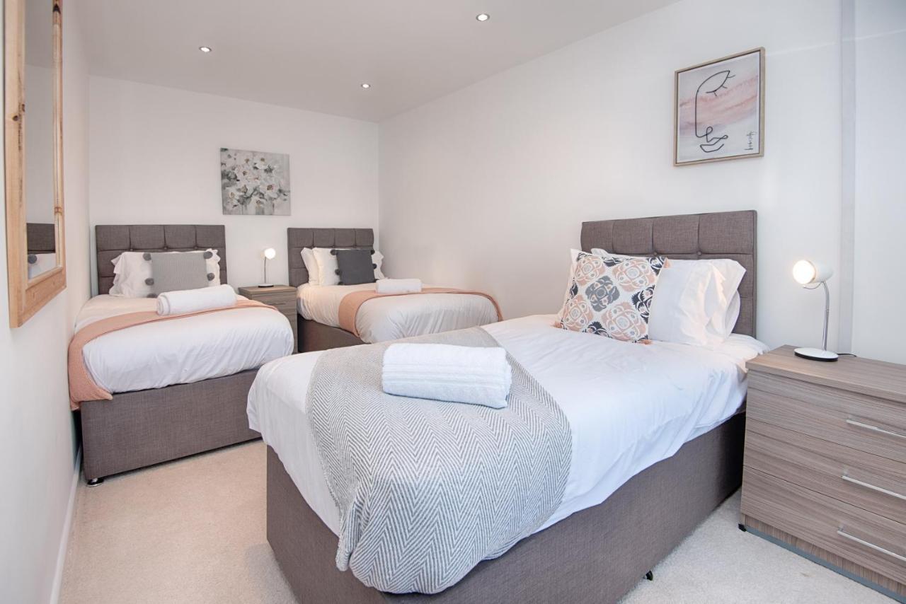 סוואנסי Parking, Garden, En-Suite & Tv'S In All Rooms, Large Living Space מראה חיצוני תמונה