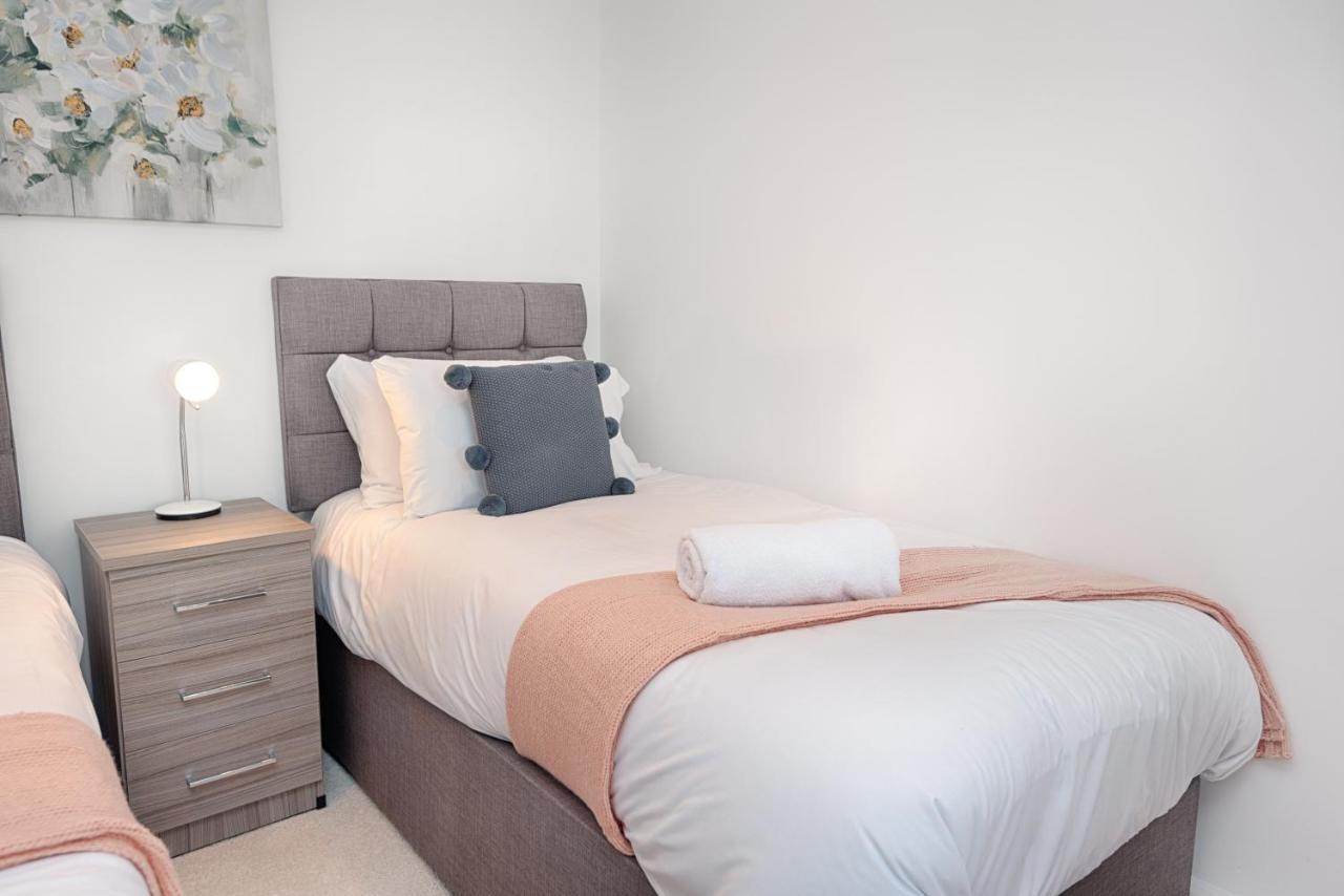 סוואנסי Parking, Garden, En-Suite & Tv'S In All Rooms, Large Living Space מראה חיצוני תמונה